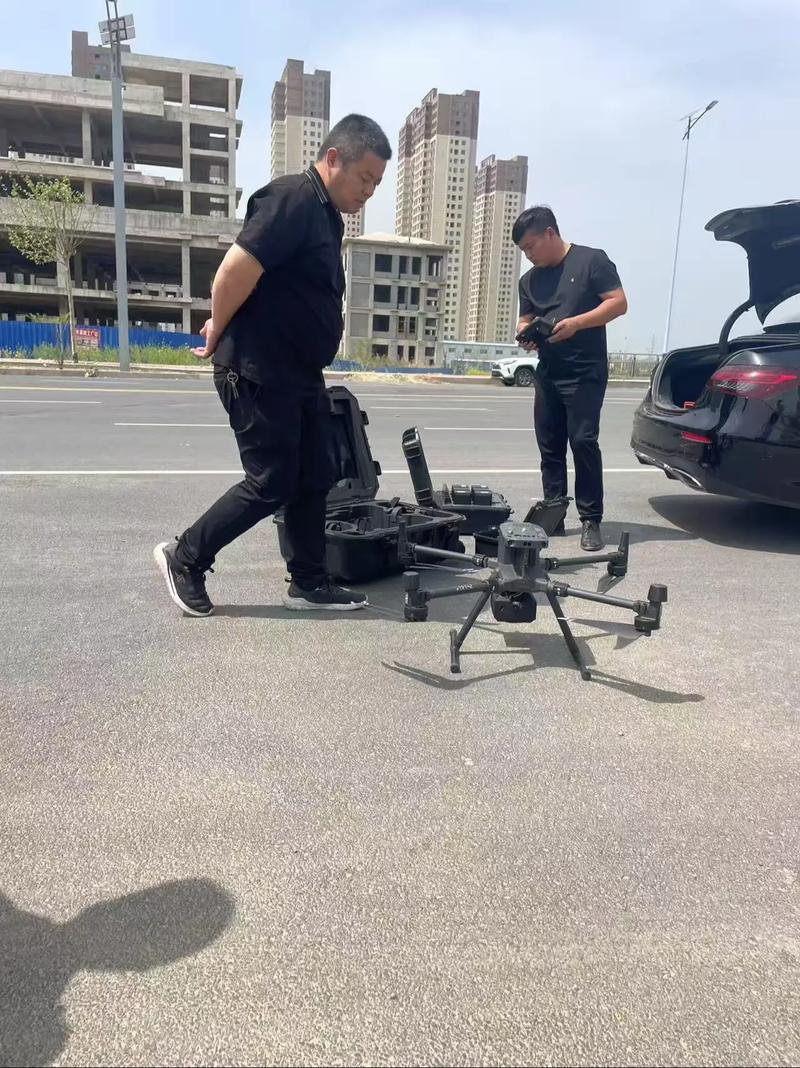云端之上，行走之下 我的無人機現場日記